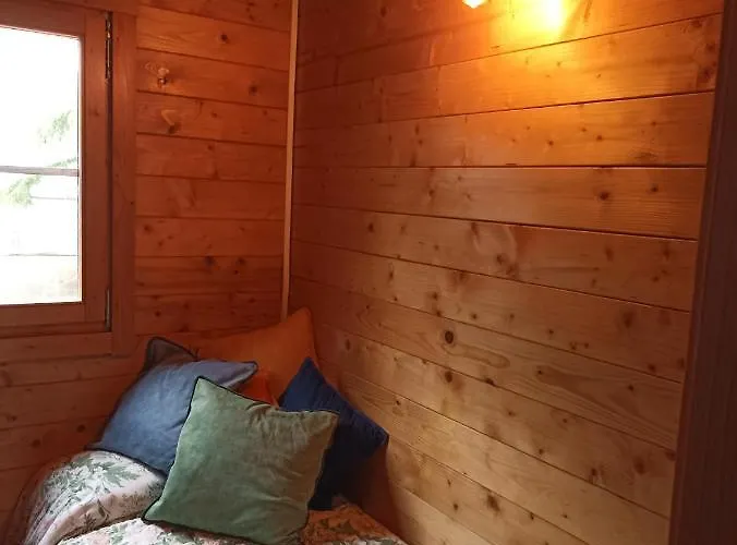 Monte Do Castro Tatil Evi *